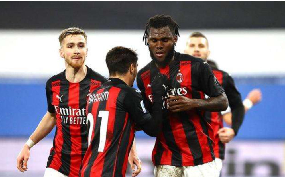  那不勒斯年轻风暴席卷，青春力量改写比分